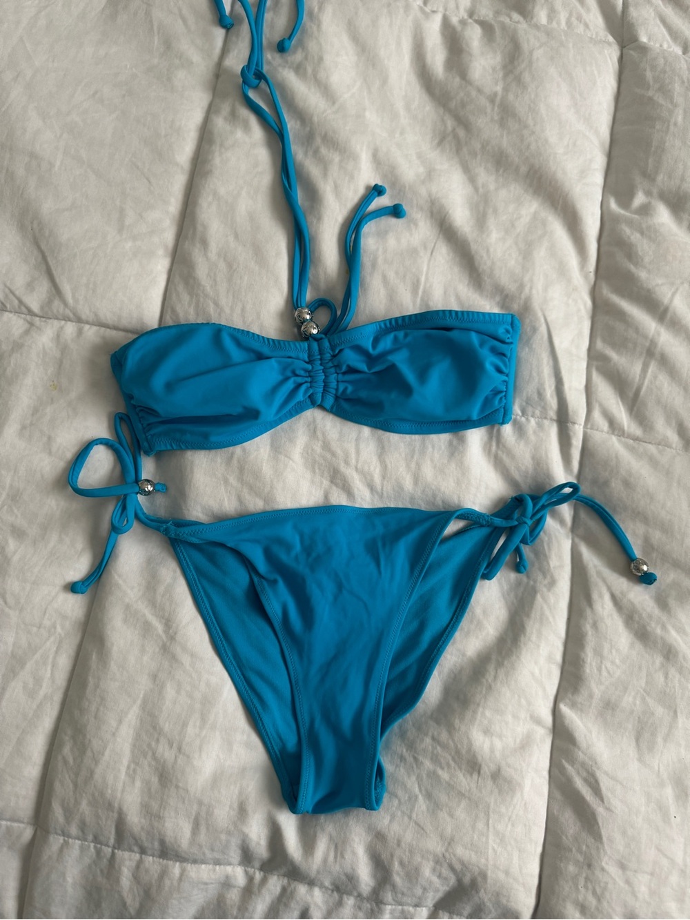 4 Bikini sets (small/medium)